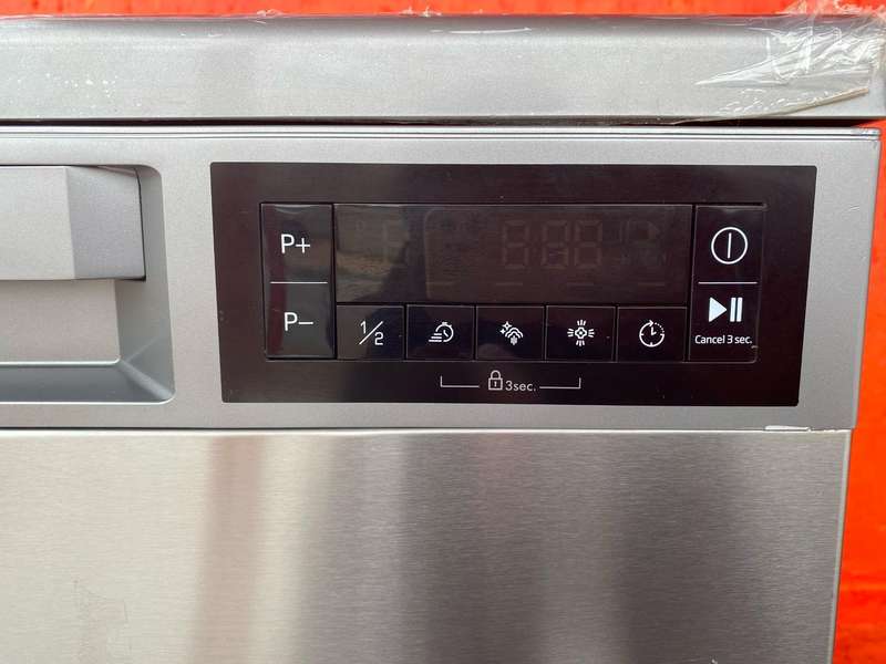 DEFY 15-PLACE DISHWASHER INOX