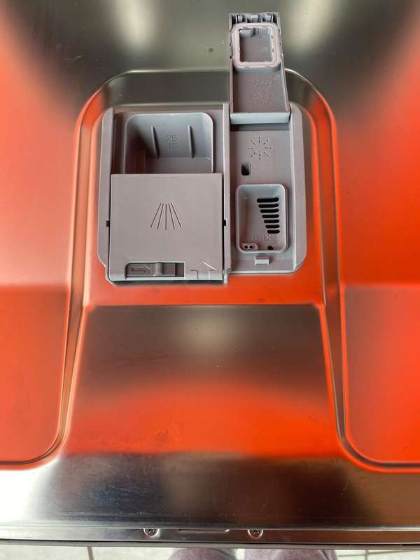 DEFY 15-PLACE DISHWASHER INOX