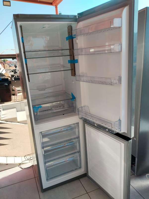 DEFY 350L BOTTOM FRIDGE FREEZER METALLIC