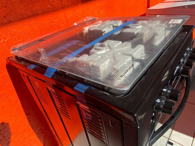 DEFY GAS ELECTRIC STOVE BLACK DGS679