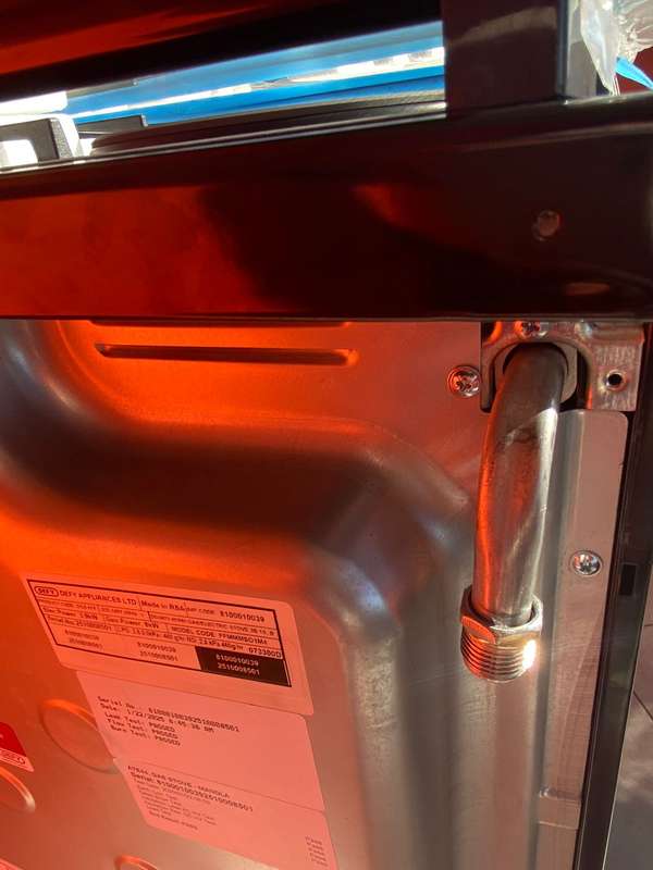 DEFY GAS ELECTRIC STOVE BLACK DGS679