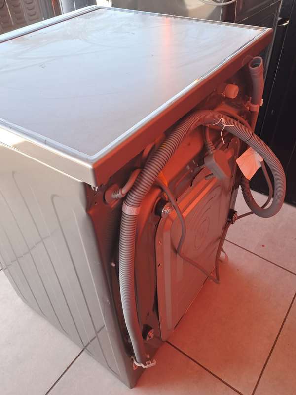 LG 10.5BKG FRONT LOADER WASHING MACHINE SLV