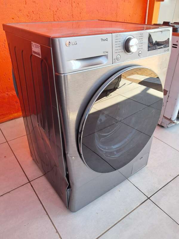 LG 10.5BKG FRONT LOADER WASHING MACHINE SLV