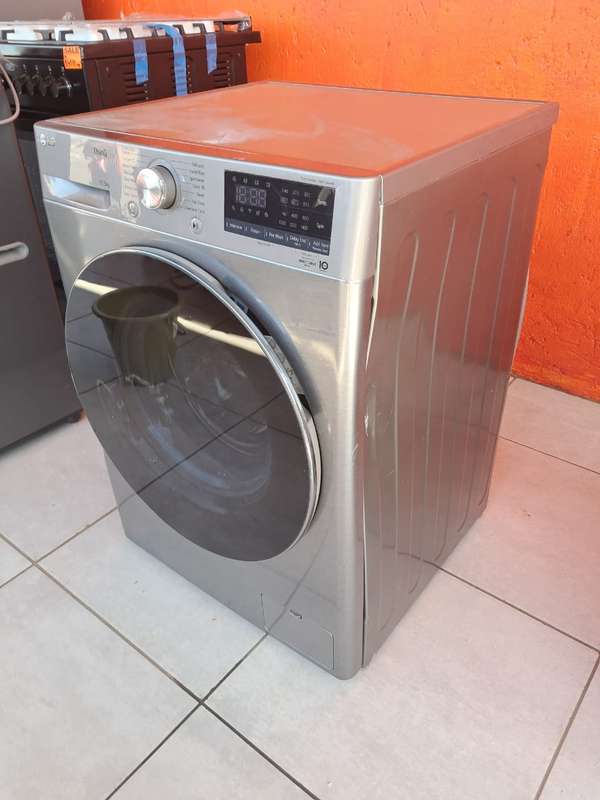 LG 10.5BKG FRONT LOADER WASHING MACHINE SLV