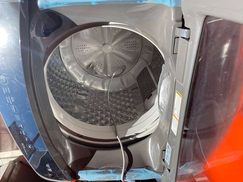 LG TOP LOADER WASHING MACHINE SMT INVR 18KG BLK