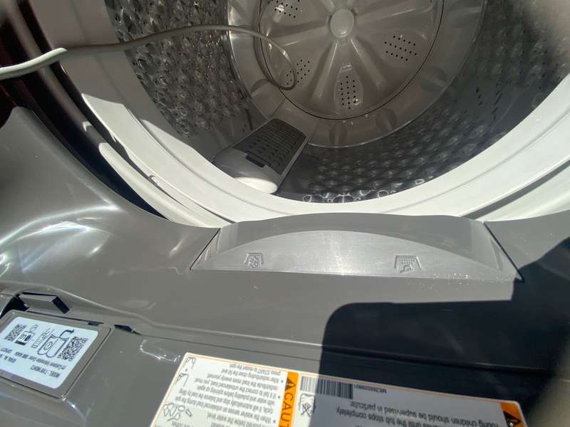 LG TOP LOADER WASHING MACHINE SMT INVR 18KG BLK