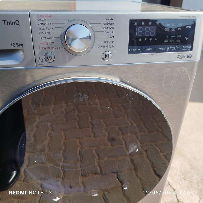 LG 10.5BKG FRONT LOADER WASHING MACHINE SLV