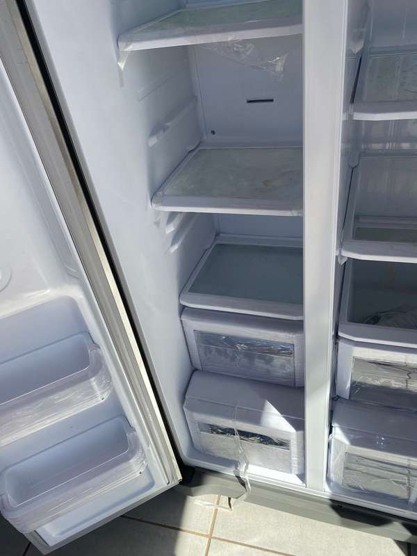 SAMSUNG 501L DOUBLE DOOR FRIDGE WITH WATER DISPENSER