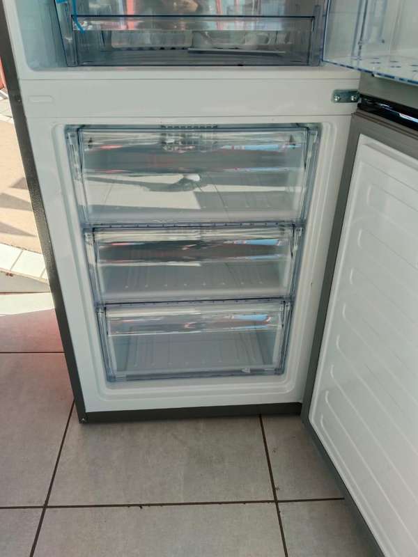 DEFY 350L BOTTOM FRIDGE FREEZER METALLIC