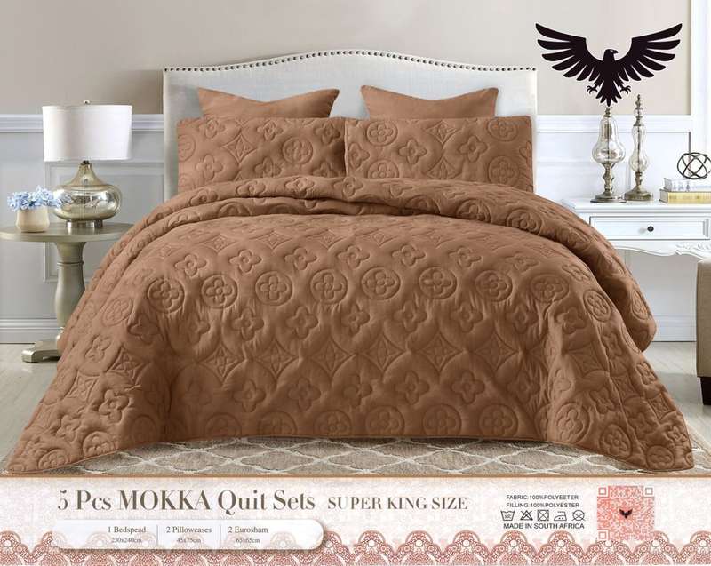 5pc King Waterproof Luxurious Embossed Cotton Quilt Set Tan