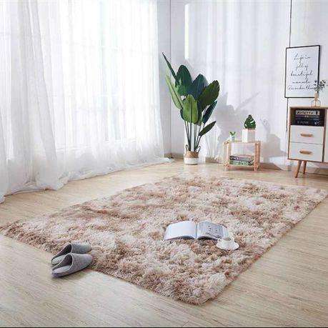 9pc Bedroom Combo Set - 5pc King Comforter Set- Fluffy Shaggy Rug - Curtain Set -Beige