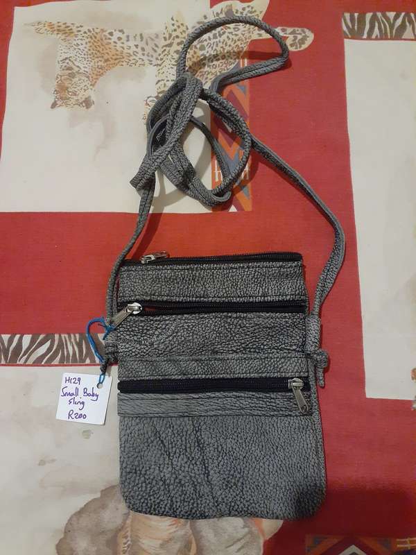 Geniune leather Small Baby slingbag with 2 zips