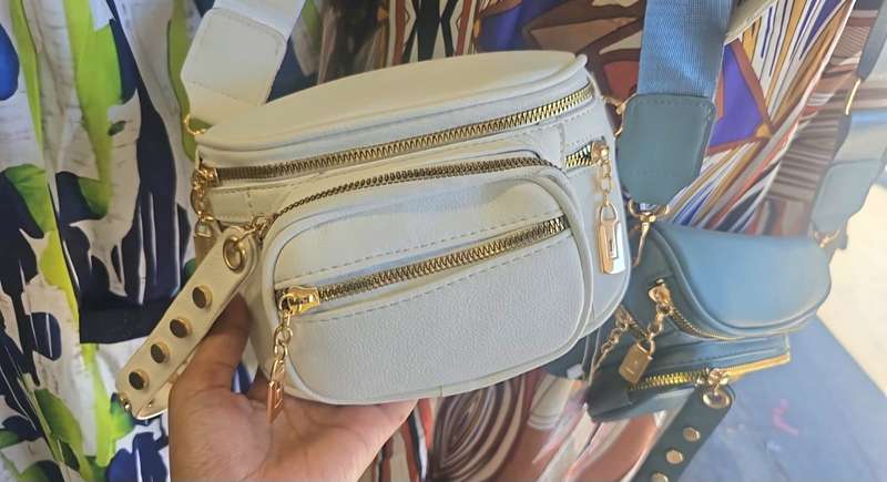 Side bag for woman