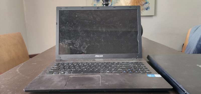 Mecer Xpression W550EU Notebook (non working/for spares or repairs)