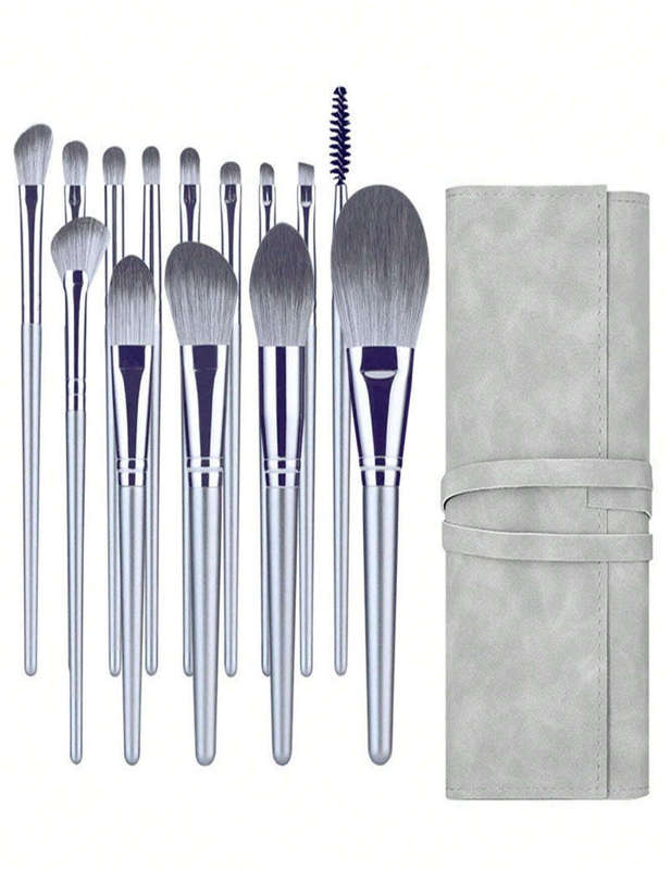 Make up brush set - 14 Piece. FREE CASE INCLUDED