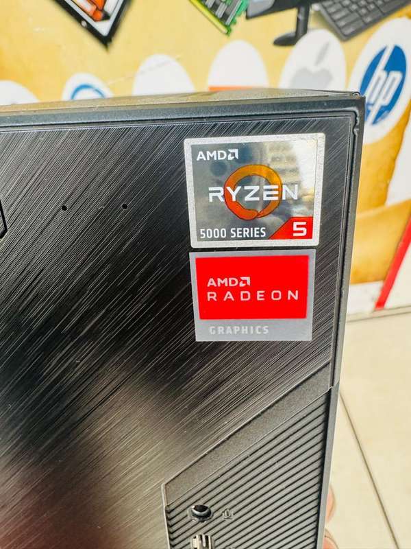 Asrock Desk Mini - AMD Ryzen 5 5600g PC 512 SSD, 32 GB  Ram, 2 GB Dedicated AMD Radeon(TM) Graphics
