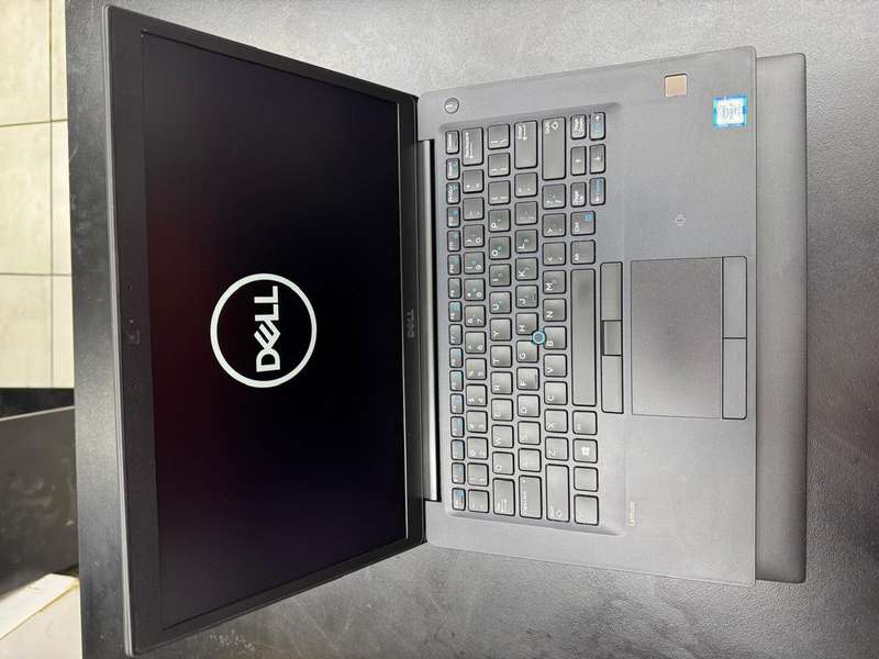 Dell Latitude 7480 Intel i7, 7th Gen Ultrabook Laptop with 16GB Ram, 256 SSD