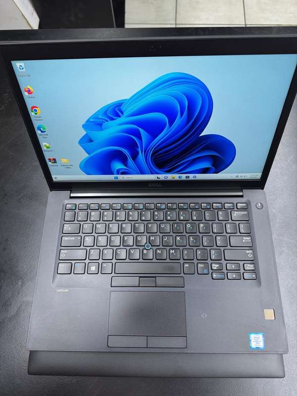 Dell Latitude 7480 Intel i7, 7th Gen Ultrabook Laptop with 16GB Ram, 256 SSD
