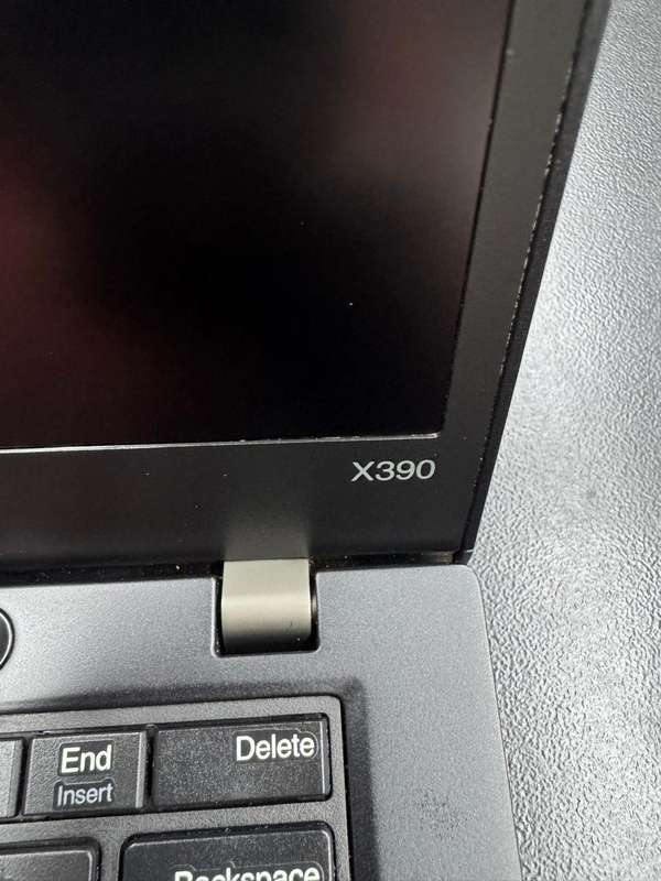 Lenovo ThinkPad x390 Business Class Laptop - i5 8th gen, 16GB RAM, 256GB NVMe SSD