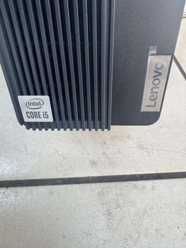 Lenovo Think Centre M70s Desktop PC  Core i5-10400 / 8GB RAM / 256GB SDD / Win 11 Pro