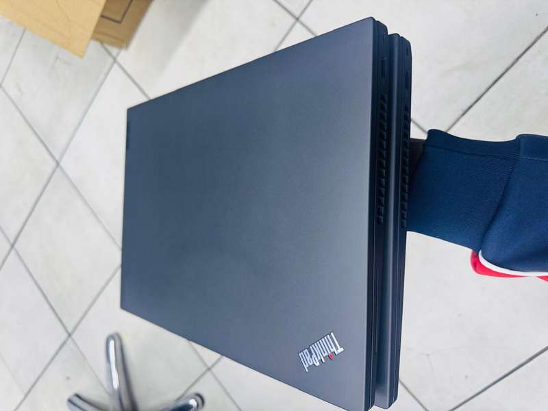 Lenovo ThinkPad T16 Gen 1 Notebook PC  Core i7-1255U / 16.0 WUXGA / 32GB RAM / 512GB SSD Gen 4x4