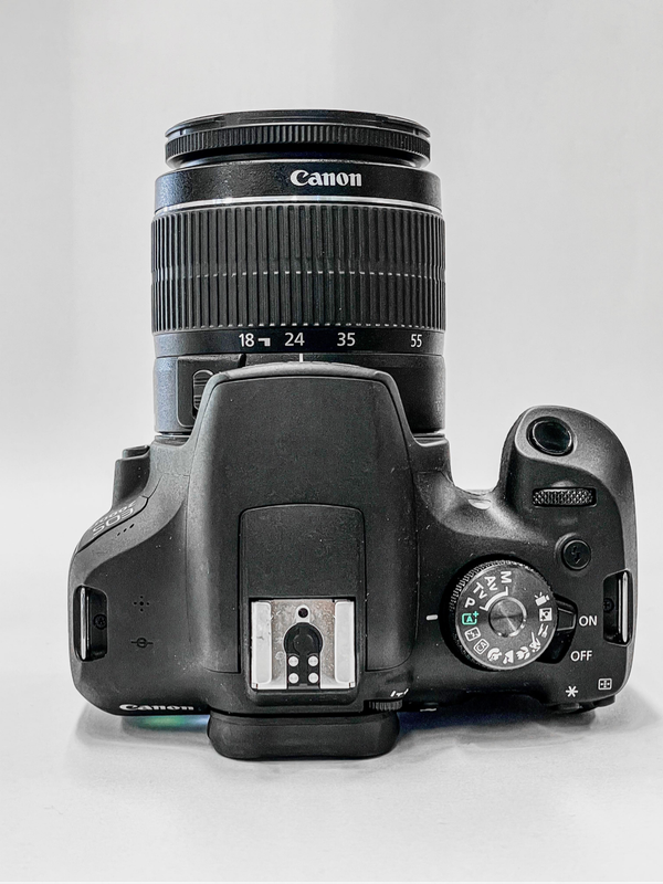 Canon EOS 2000D + EF-S 18-55mm f/3.5-5.6  III Lens
