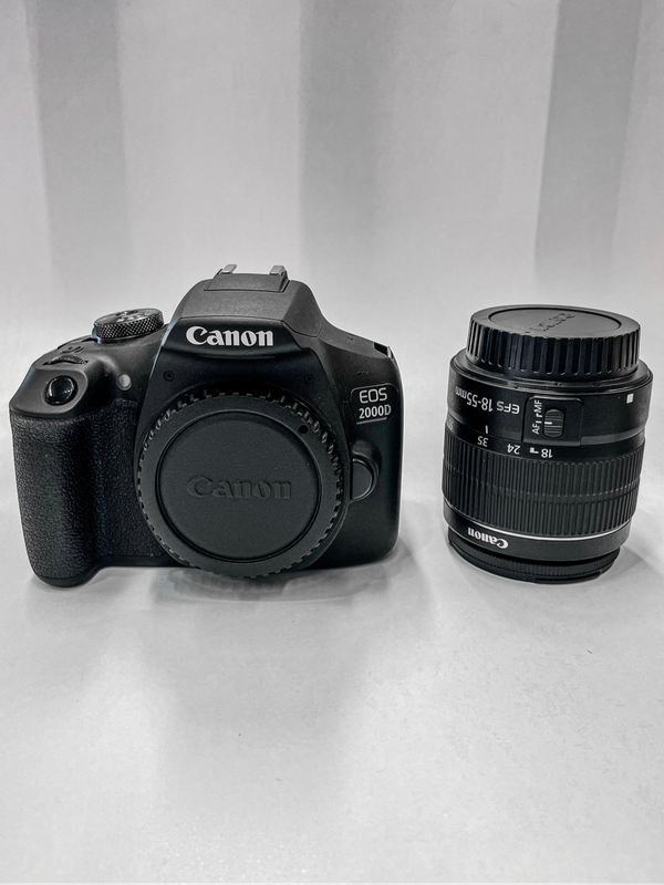 Canon EOS 2000D + EF-S 18-55mm f/3.5-5.6  III Lens