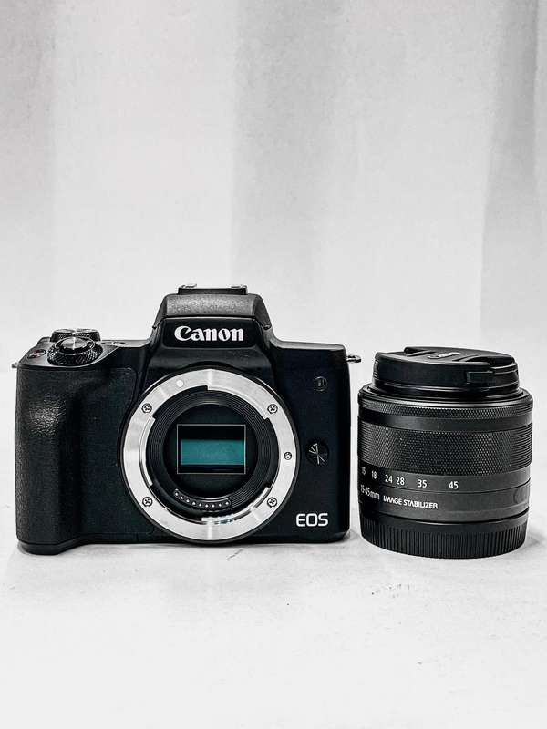Canon EOS M50 Mark II + 15-45mm  Mirrorless Camera kit