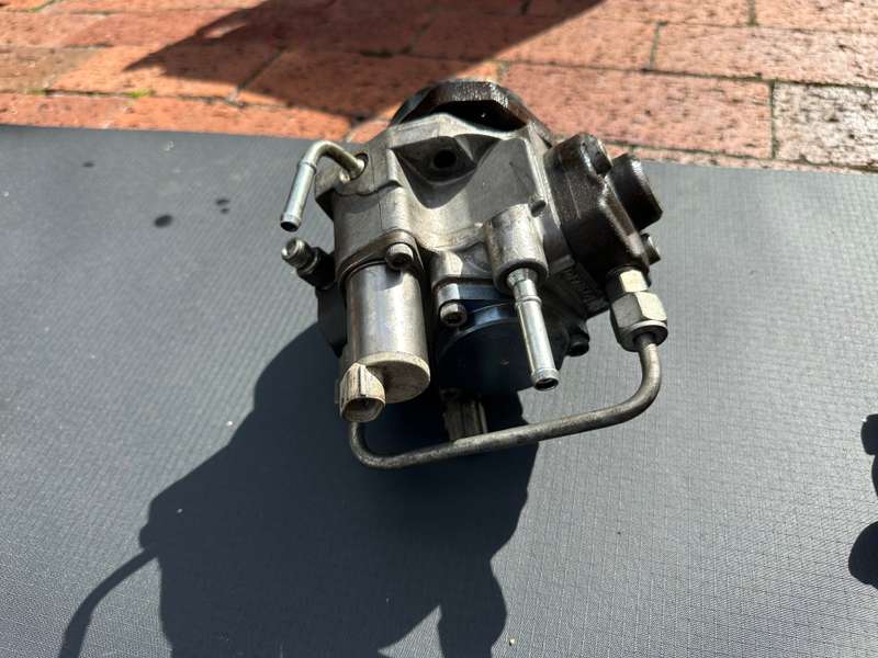 Fuel pump NIssan YD25 Navara Pathfinder Patrol 16700-5X00D