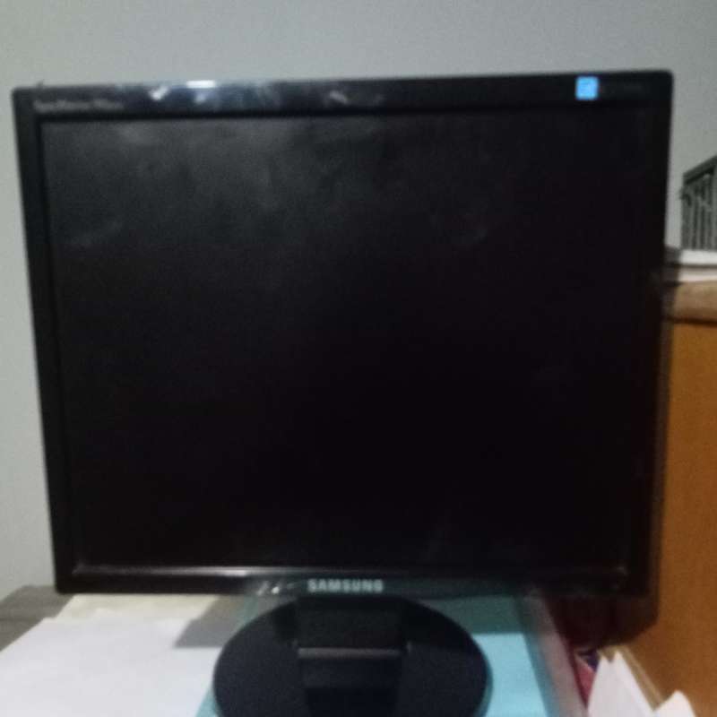 Samsung 743NX LCD Monitor