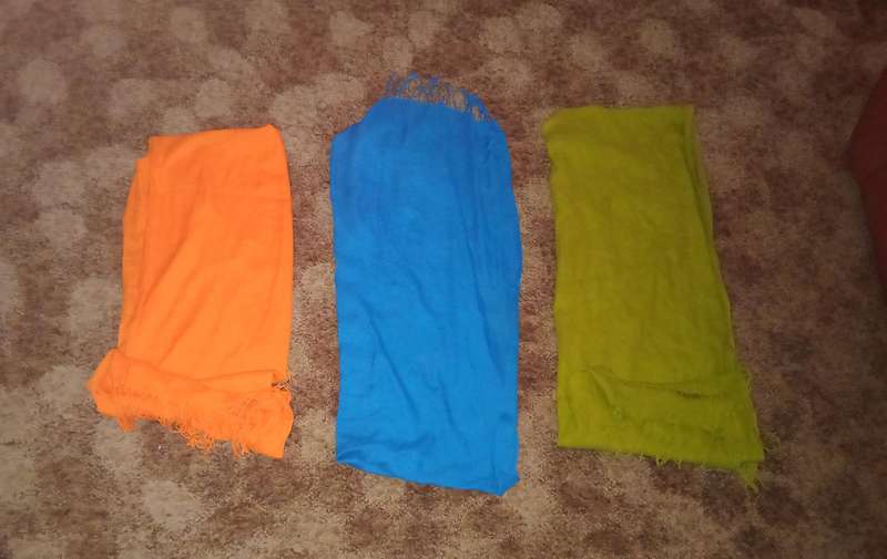 3 x ladies scarfs
