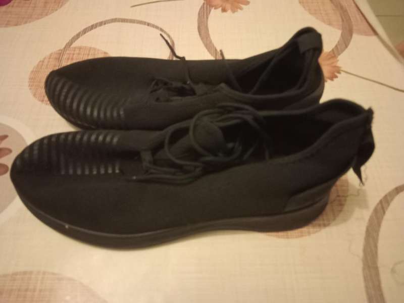 Men's takkies