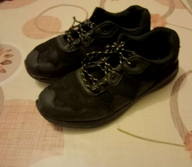 Men's takkies