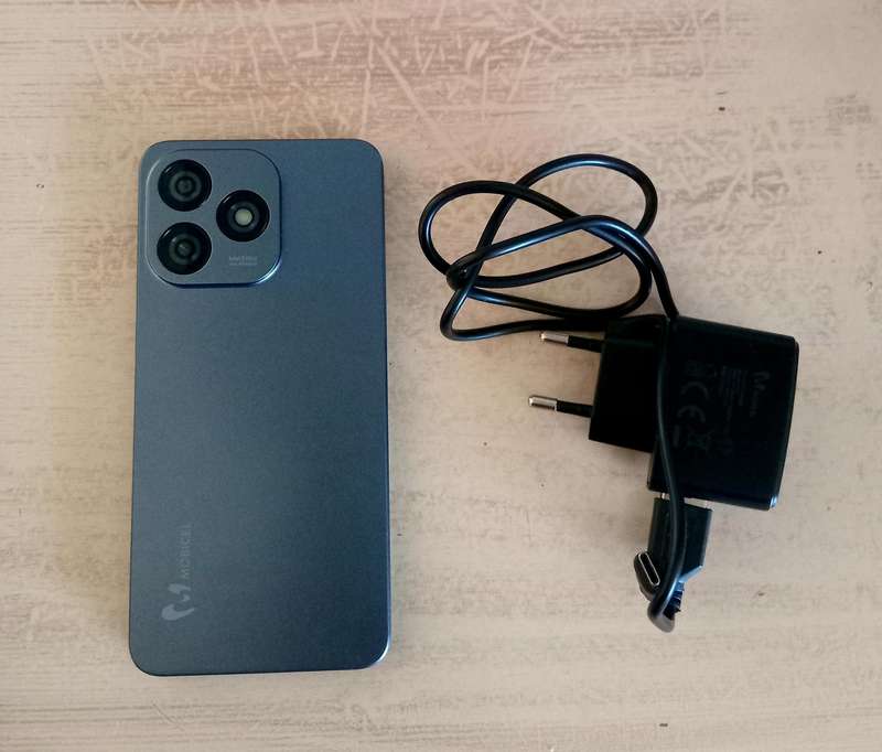 Mobicel F52 Smartphone