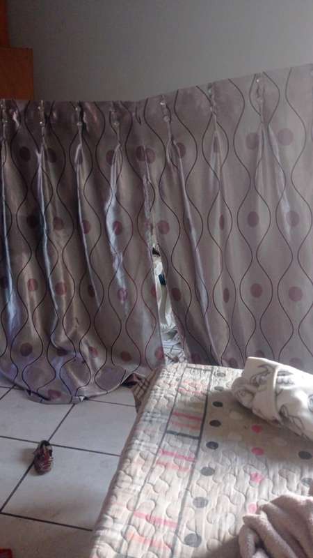 Curtain
