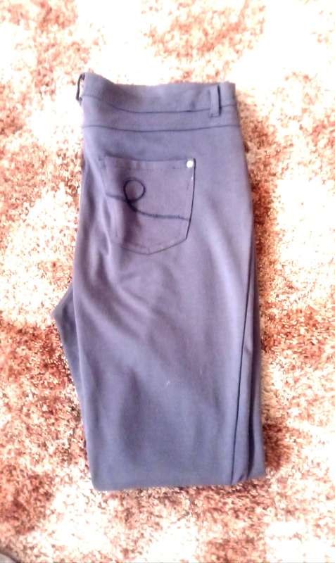 Ladies pants