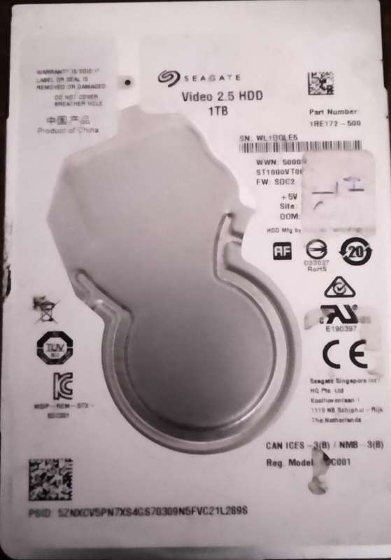 SEAGATE 1 TB Hard drive