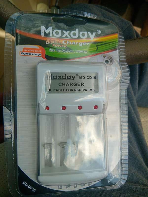 Charger for rechargeable batteries
