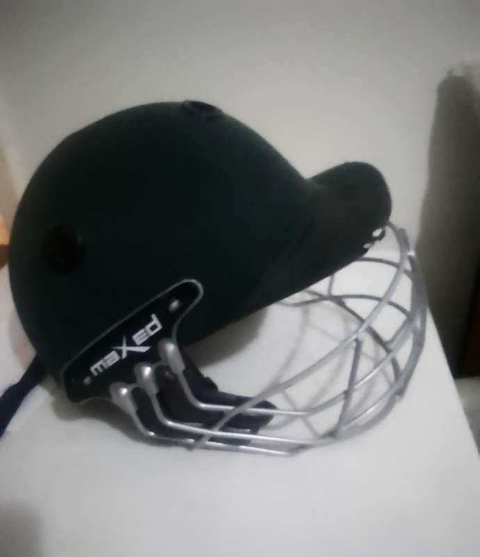 Cricket helmet  Maxed