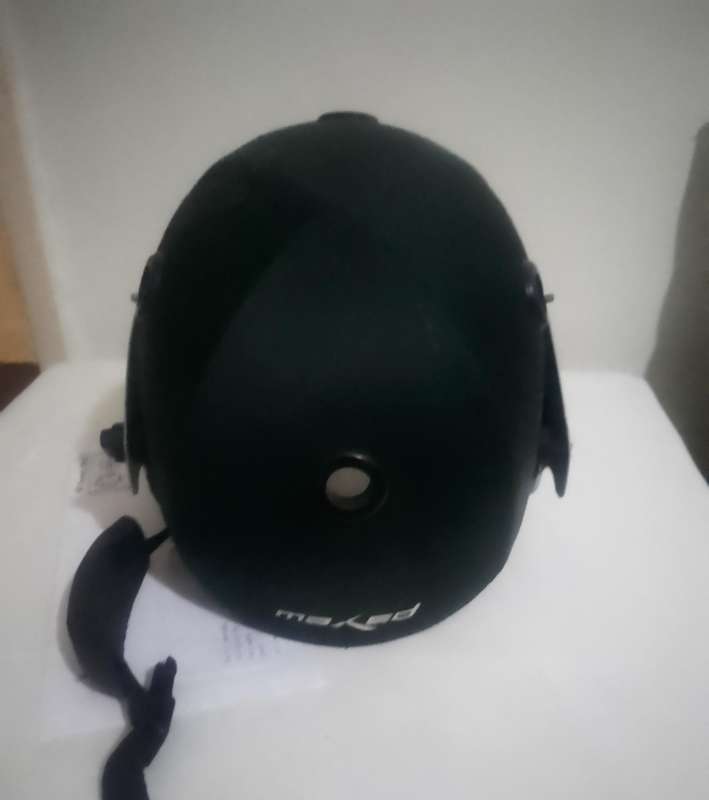 Cricket helmet  Maxed
