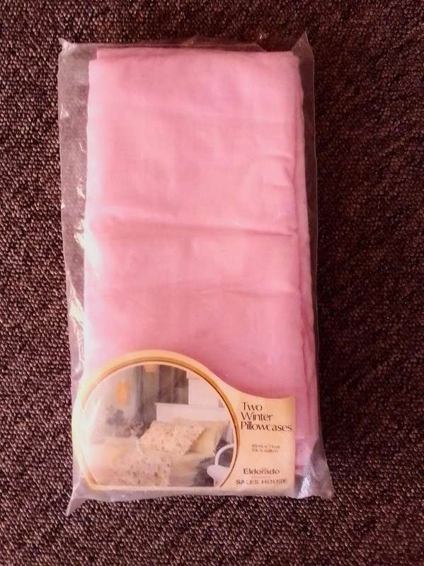 2 winter pillow cases