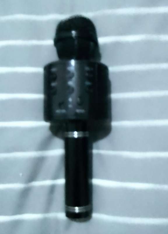 Wireless Bluetooth microphone