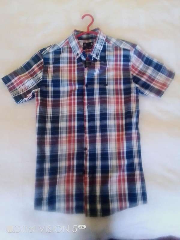 Mens shirt OR Oakridge