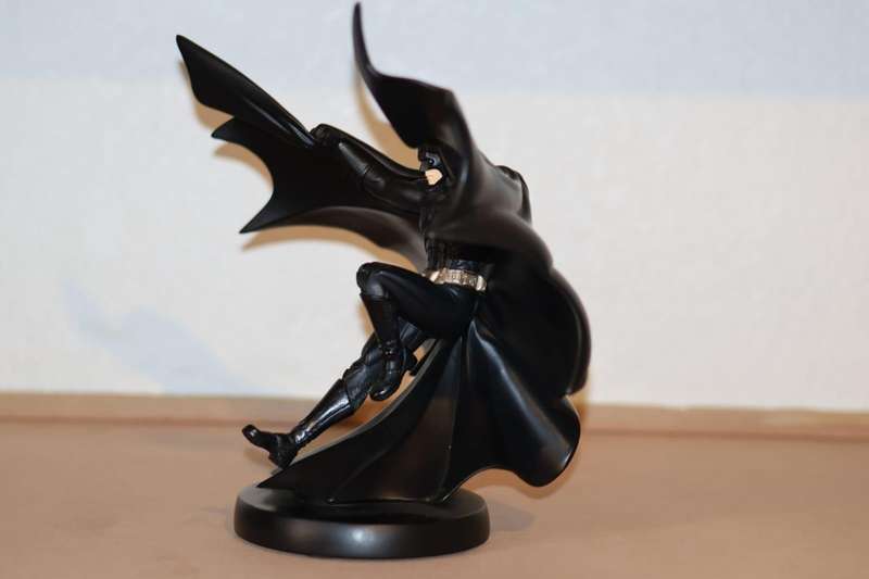 Batman in Flight Statue - DC Direct