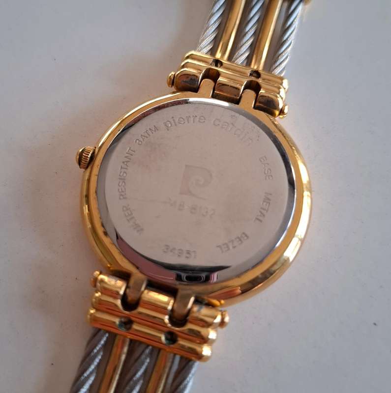 Pierre Cardin Quartz Mens Watch with Box, Papers and Extra Links