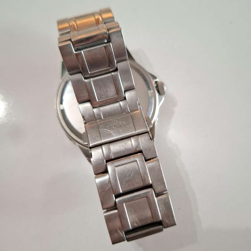 Guess W135 17G2 Quartz Mens Watch