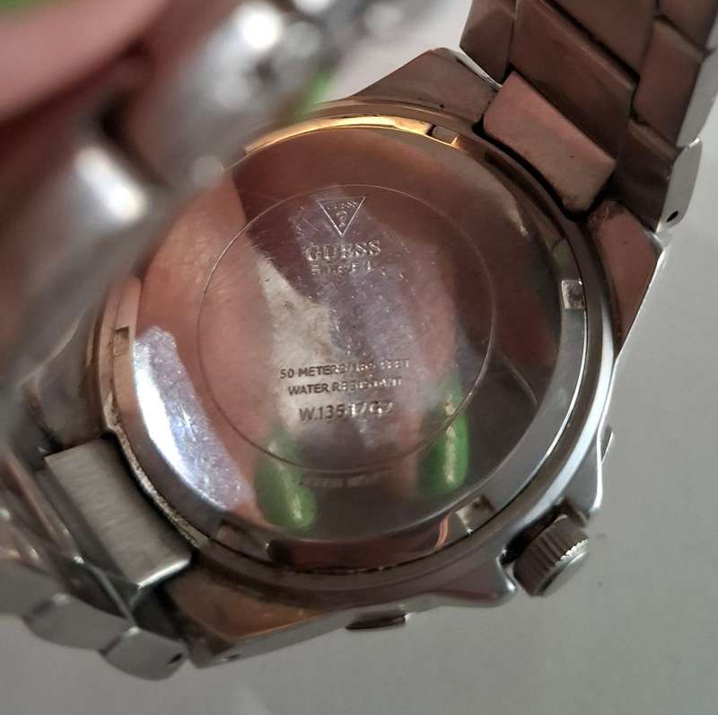 Guess W135 17G2 Quartz Mens Watch