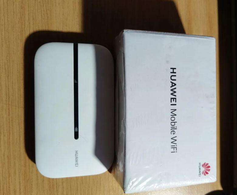 Huawei Mobile Wifi model E5576-320 WHT