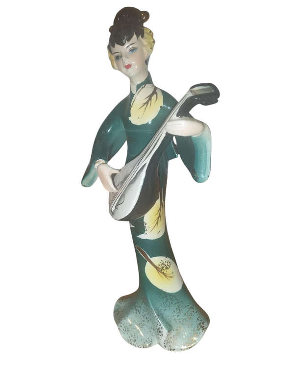 Vintage collectable Geishan Japanese figurine