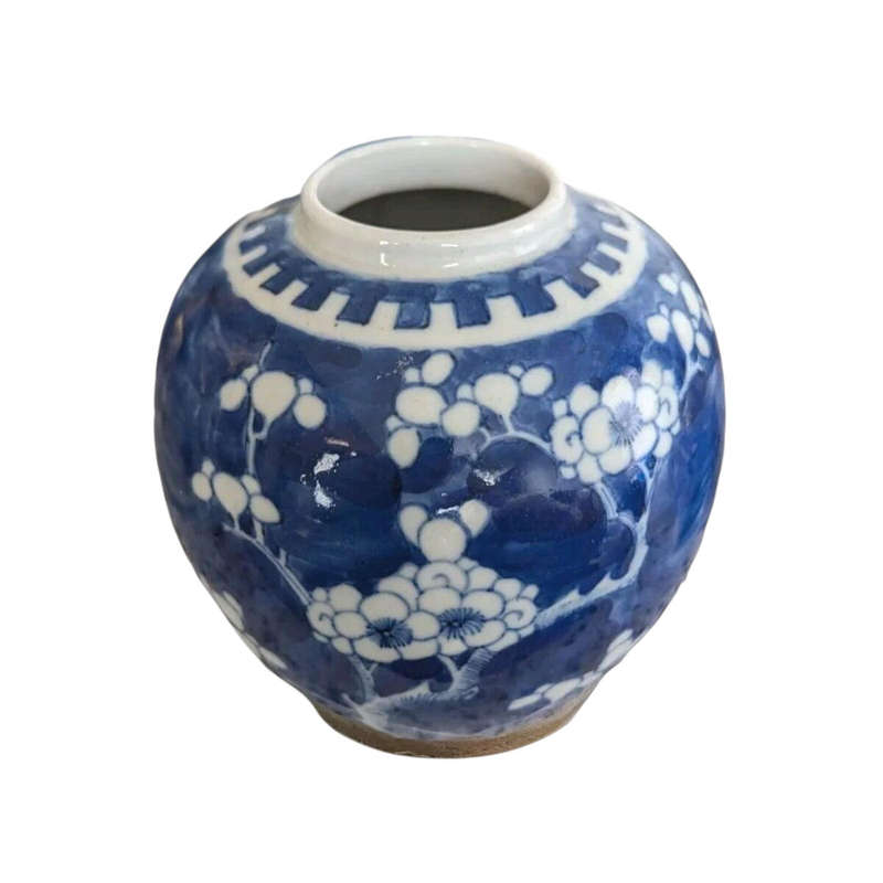Antique Chinese Qing Kangxi Ginger Jar with Original Label (view 2nd image) R3000-4000 marketprice